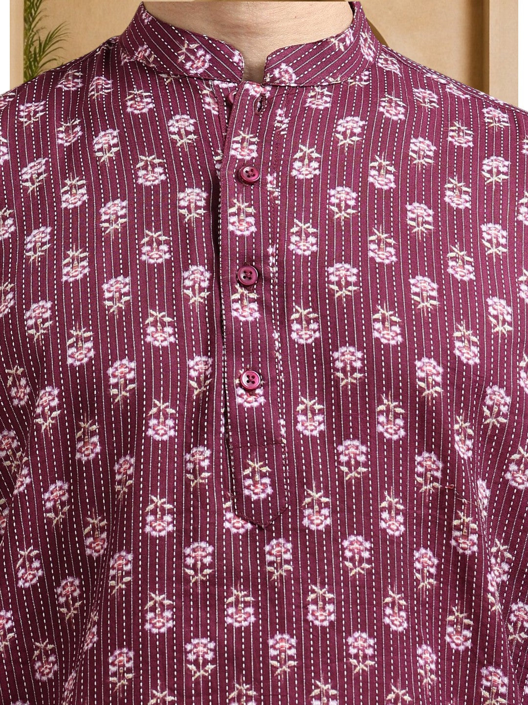 Tattva Men Floral Printed Woven Thread Super Short Kurta
