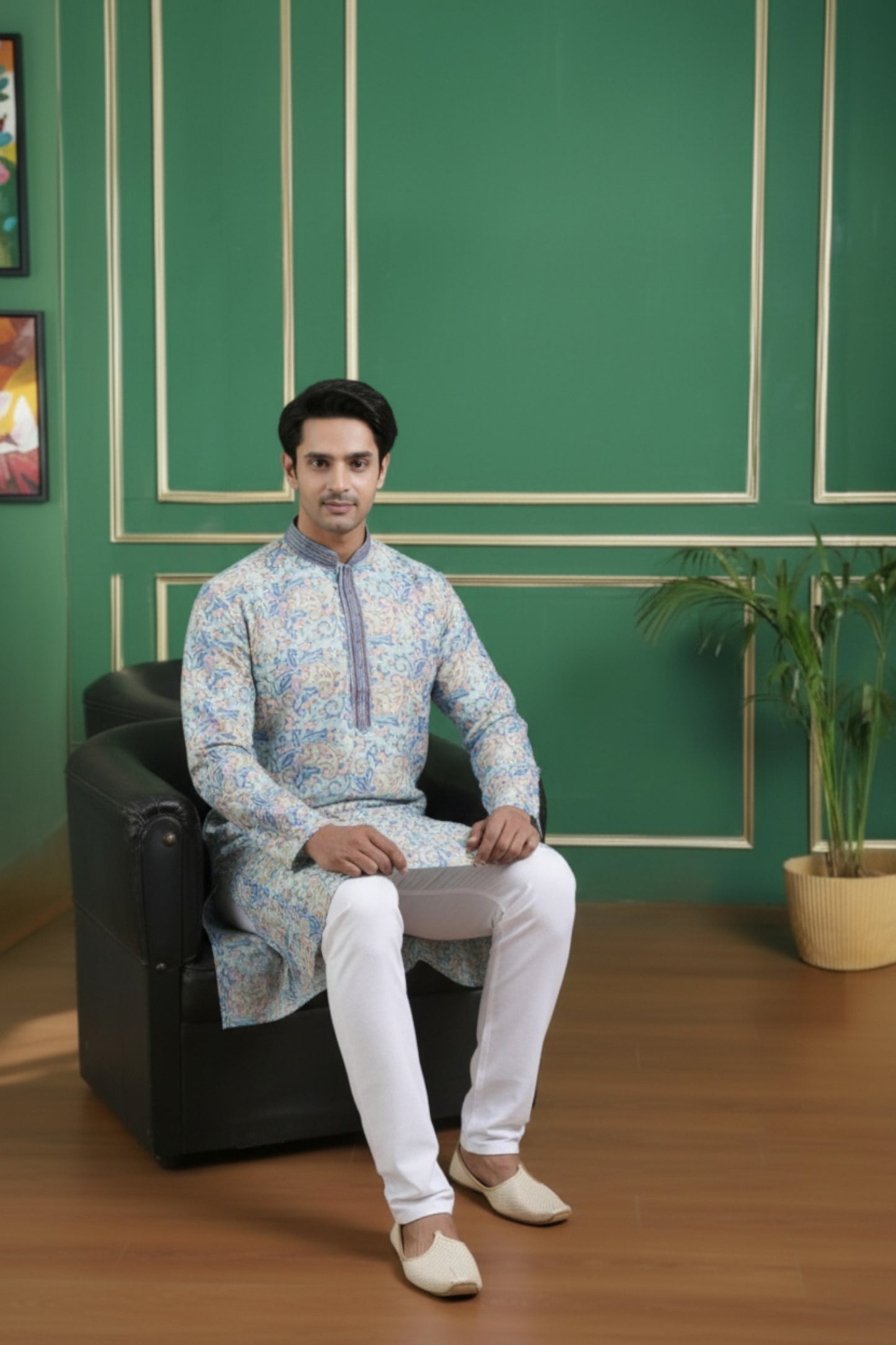 Tattva Men Applique Threadwork Short Kurta