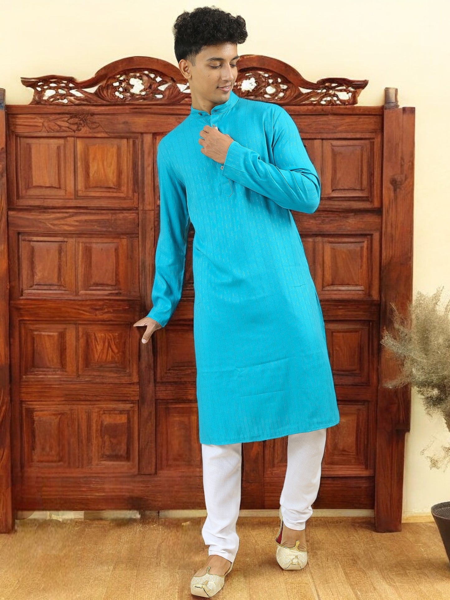 Tattva Men Cotton Blend Kurta Pyjama Set