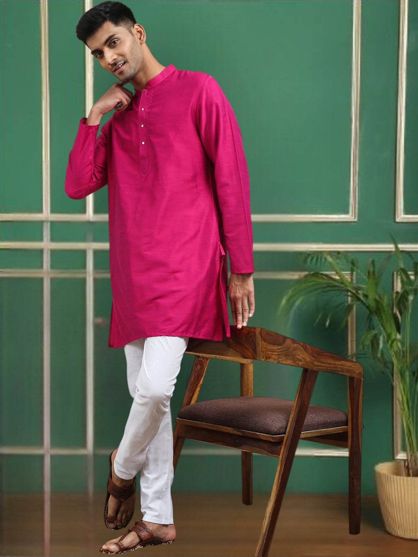 Tattva Fuchsia Toned Embroidered Cotton Short Kurta