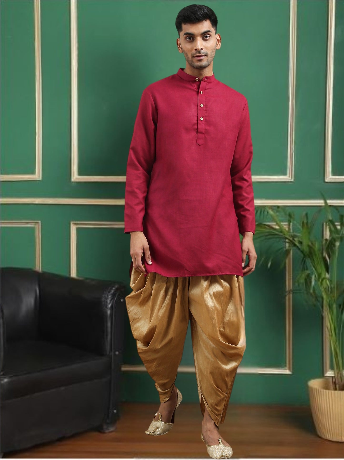 Tattva Maroon Toned Solid Cotton Short Kurta