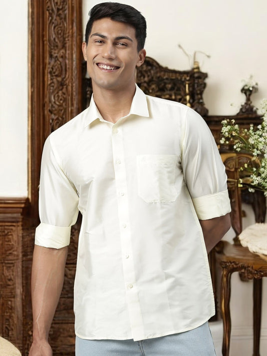 Tattva Mens White Solid Shirt