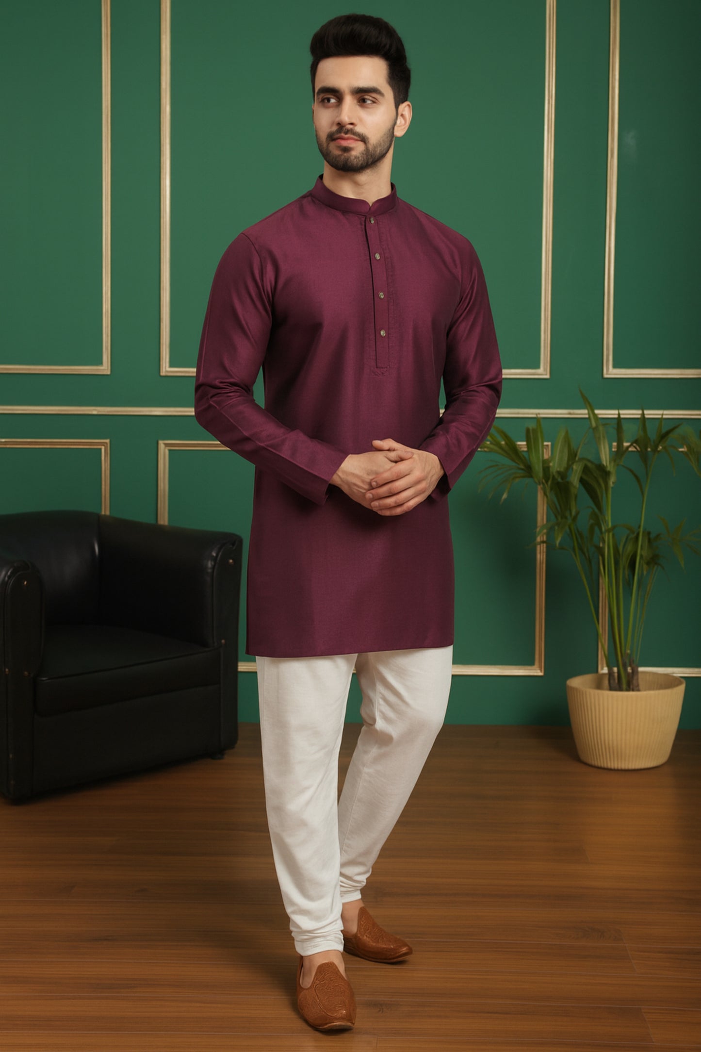 Tattva Men Embroidered Solid Short Kurta