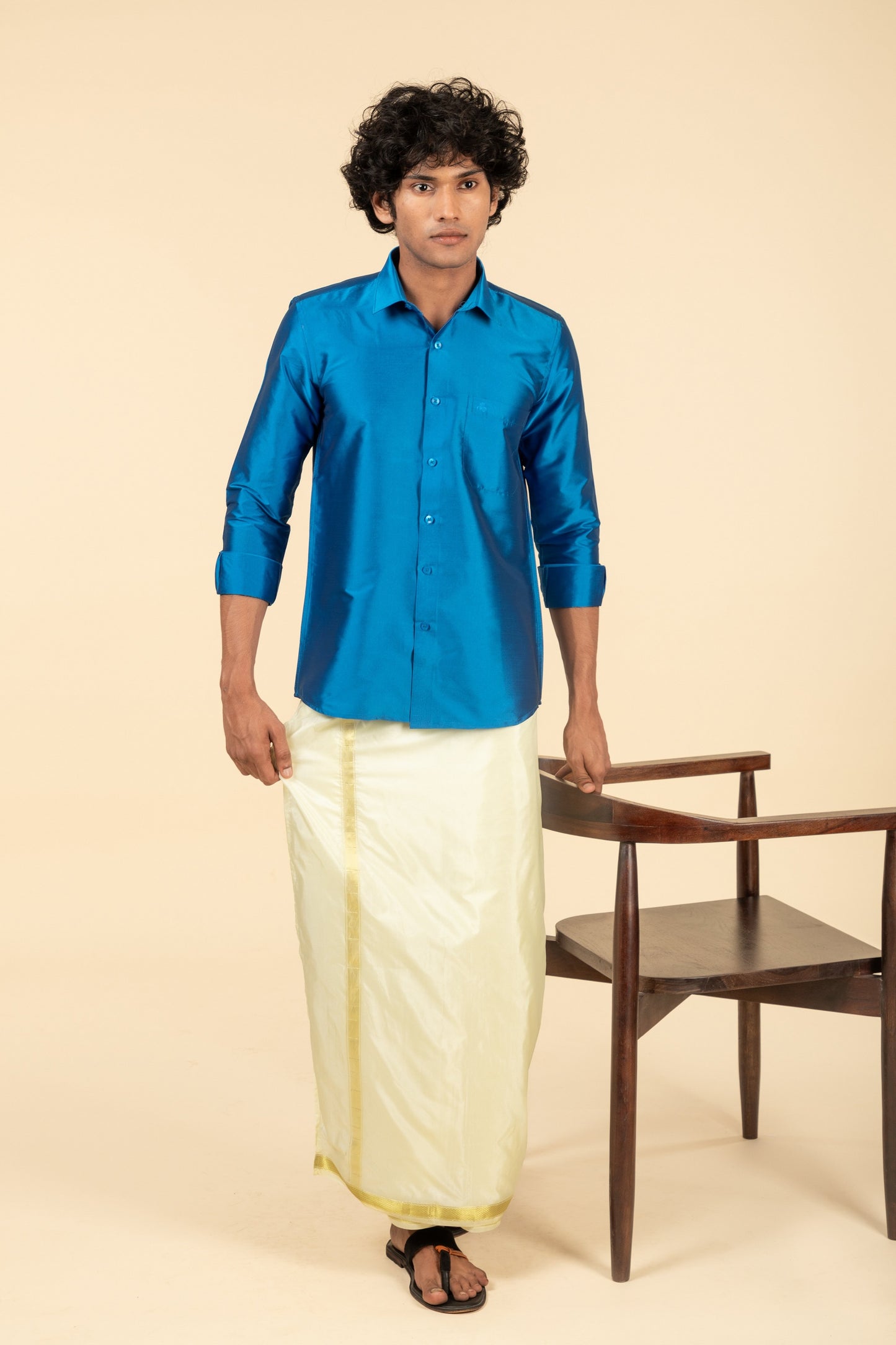 Tattva Mens Deep Blue Solid Shirt