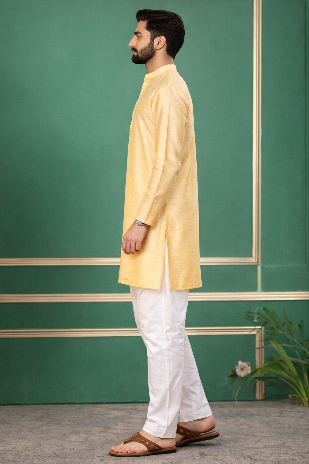 Tattva Men Solid Straight Kurta
