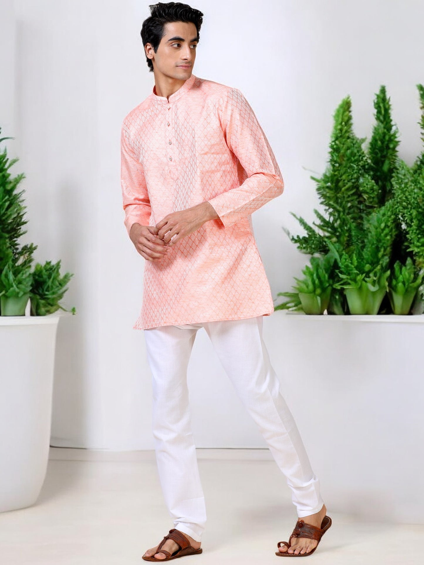 Tattva Men Solid Cotton Blend Straight Kurta