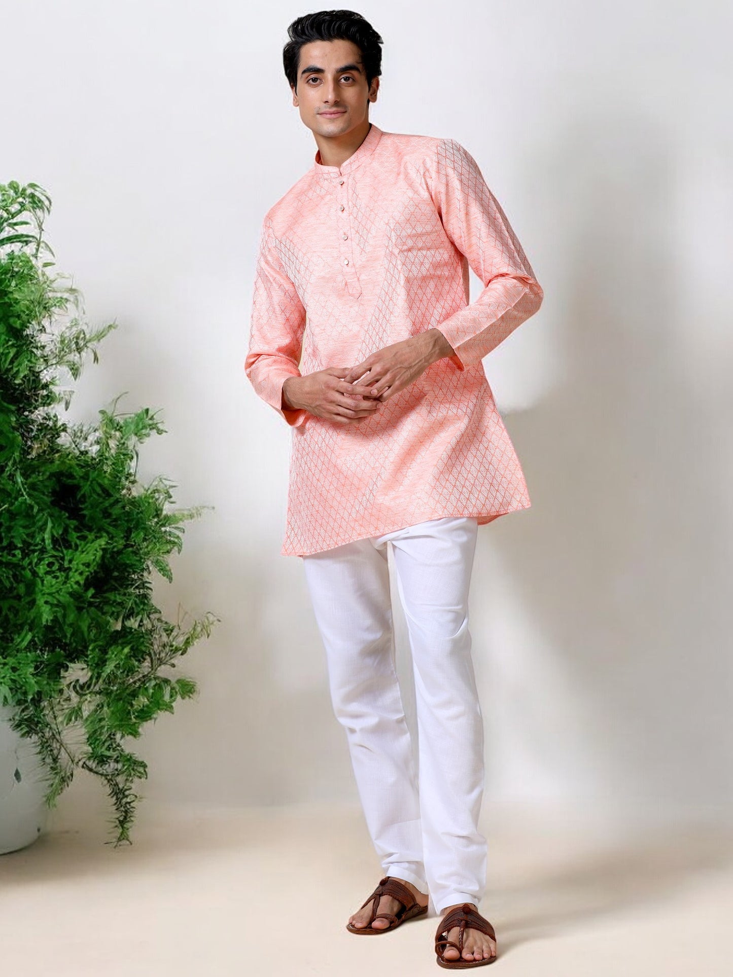 Tattva Men Solid Cotton Blend Straight Kurta