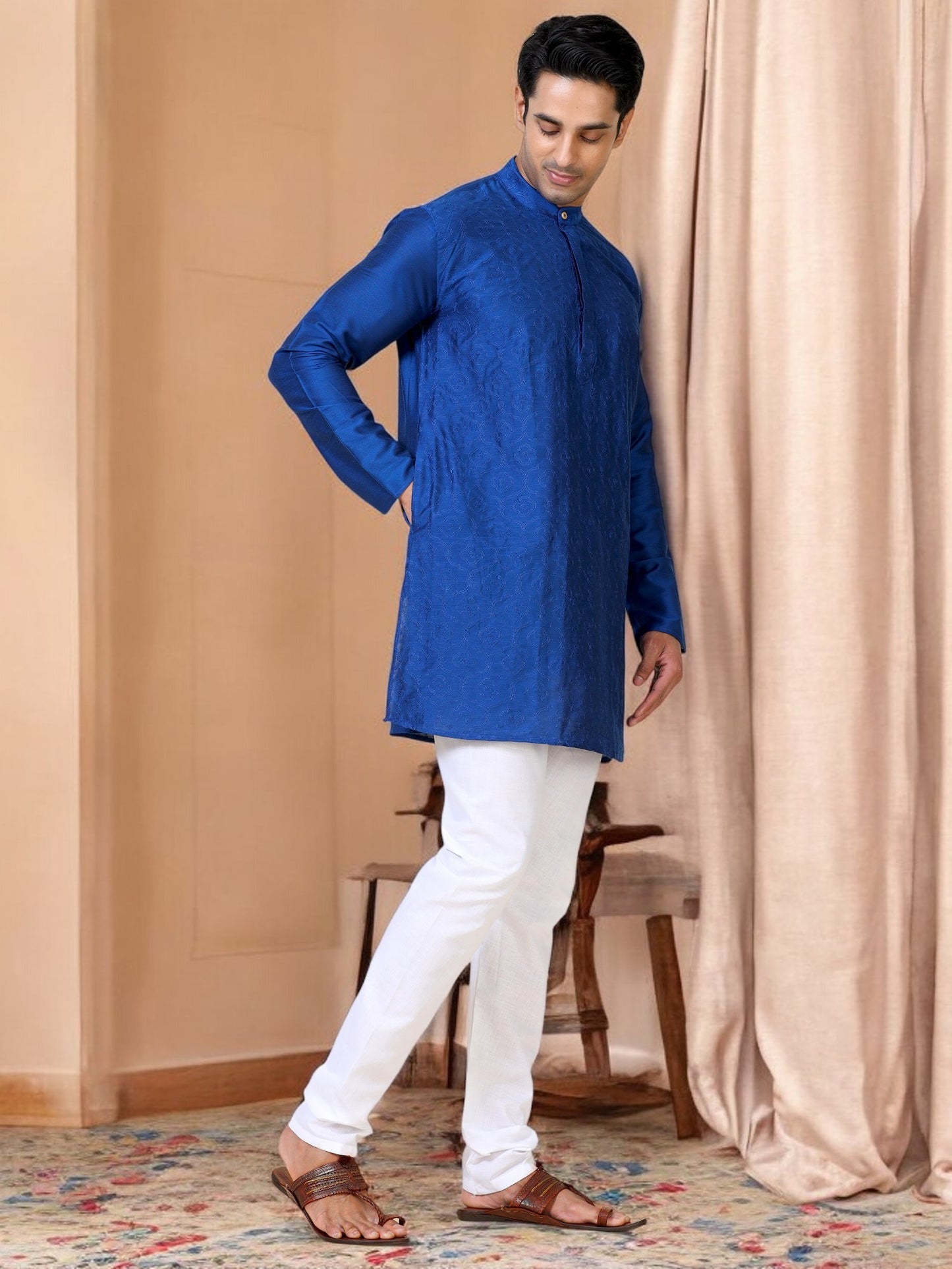 Tattva Men Embroidered Cotton Blend Straight Kurta