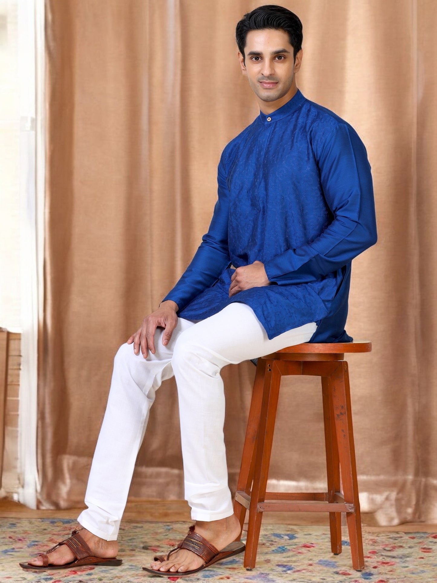 Tattva Men Embroidered Cotton Blend Straight Kurta