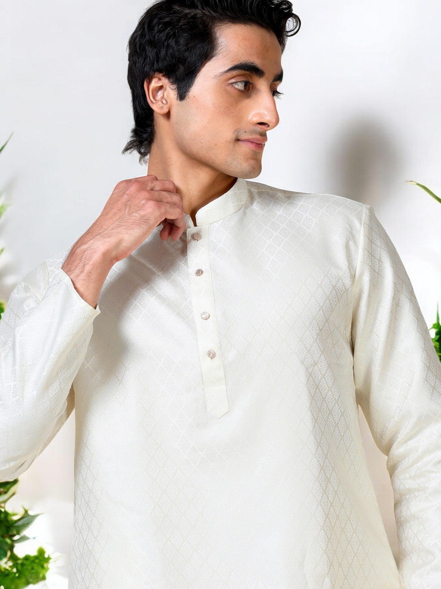 Tattva Men Solid Cotton Blend Straight Kurta