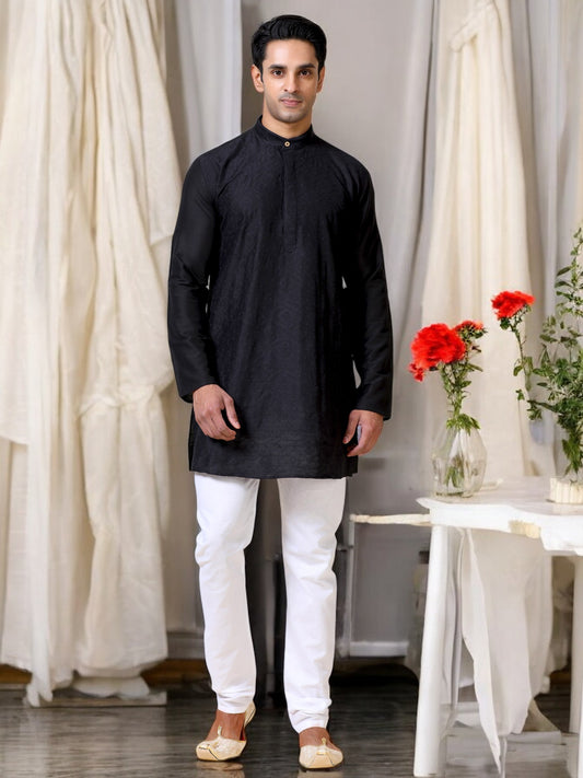Tattva Men Embroidered Cotton Blend Straight Kurta
