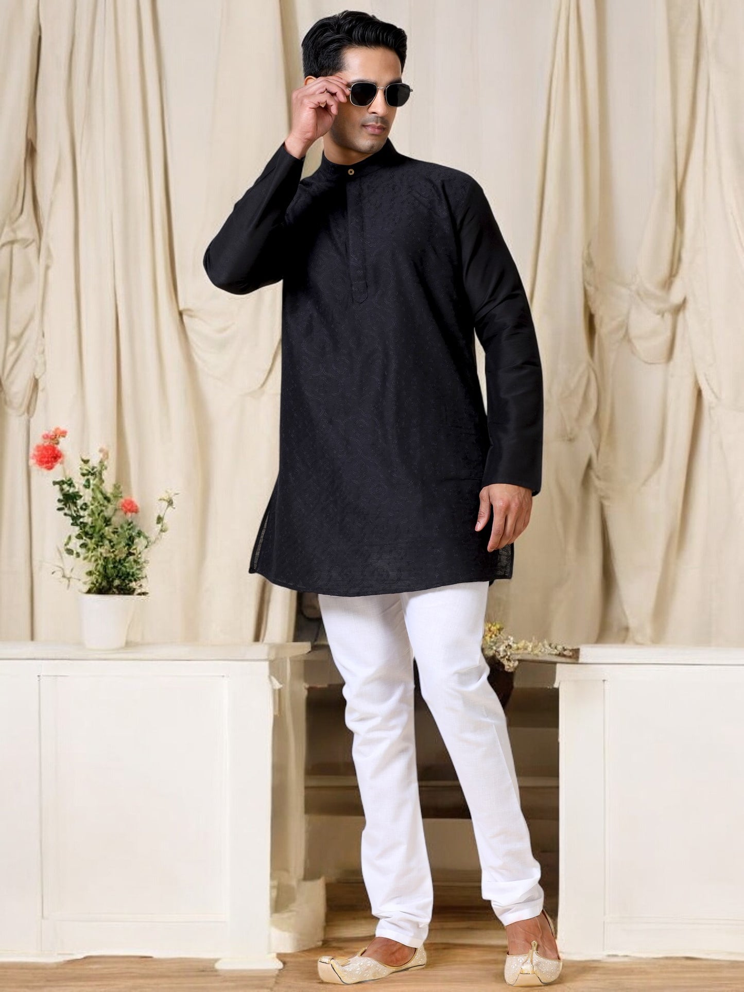 Tattva Men Embroidered Cotton Blend Straight Kurta