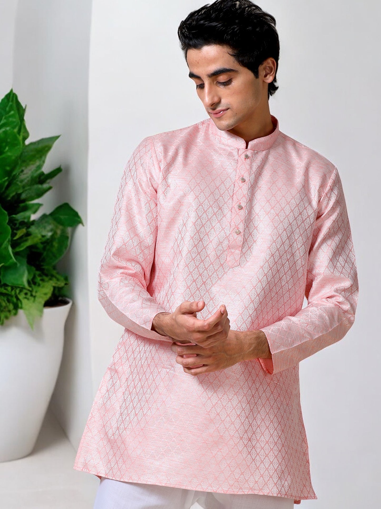 Tattva Men Solid Cotton Blend Straight Kurta