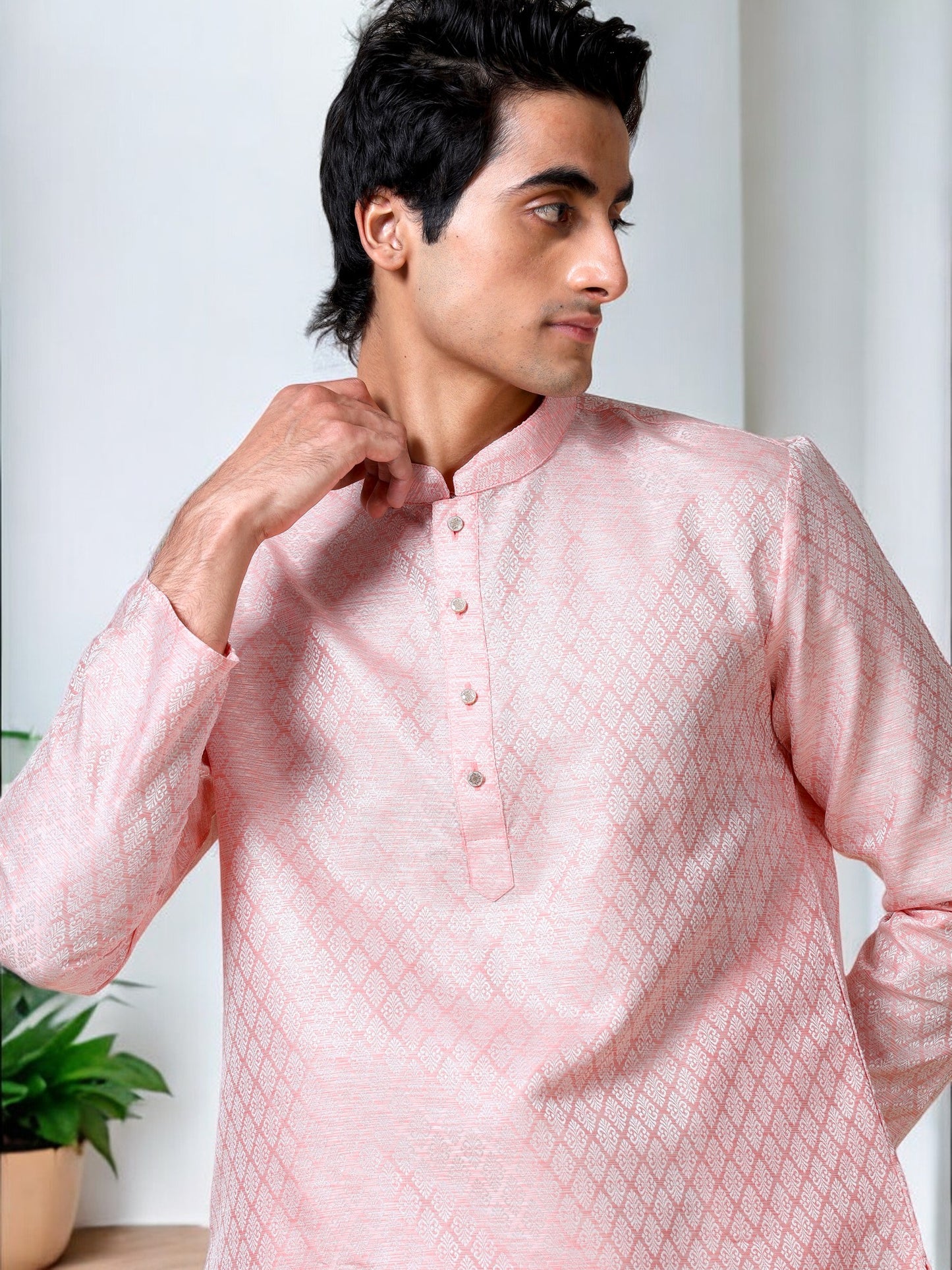 Tattva Men Solid Cotton Blend Straight Kurta