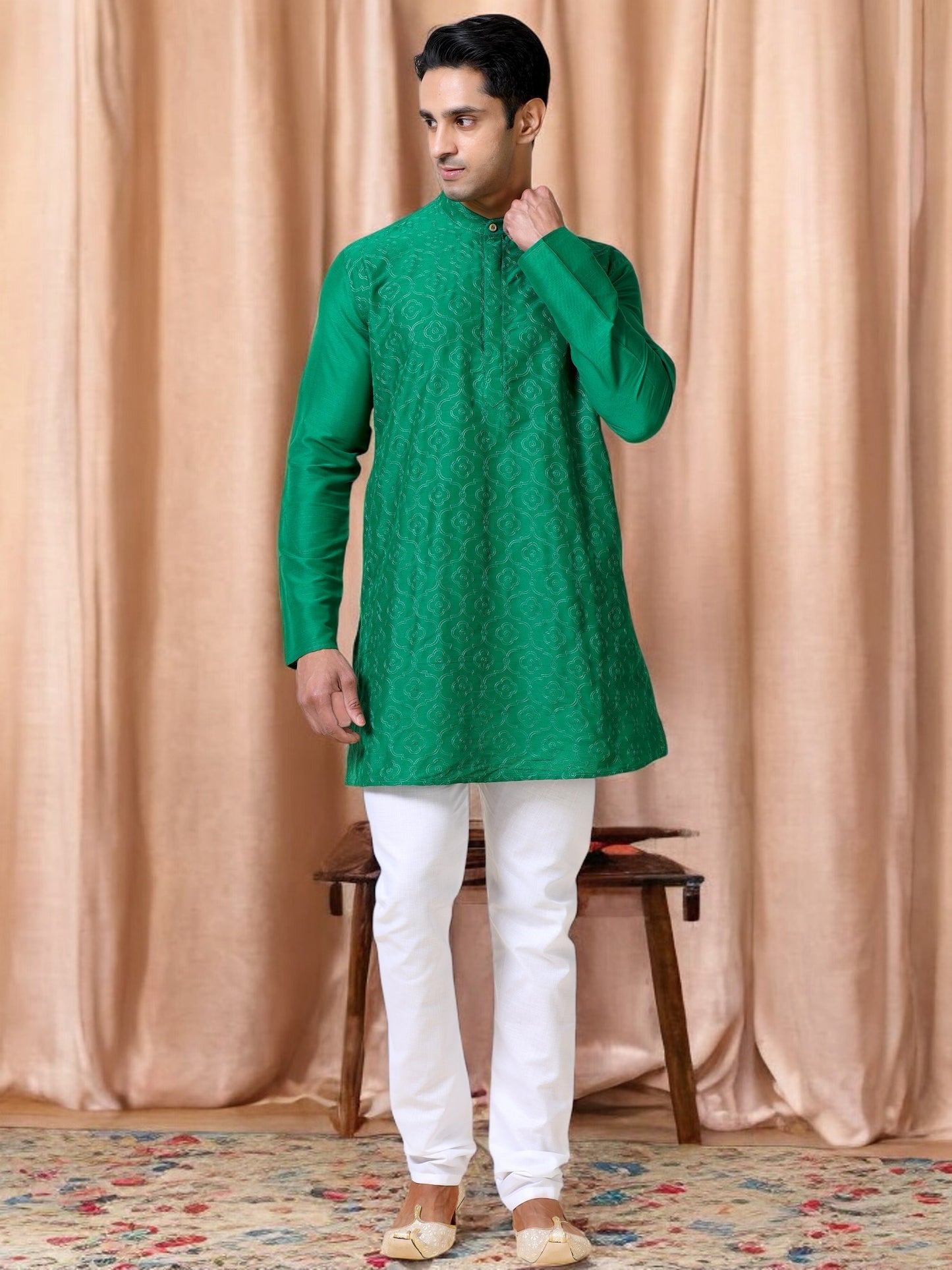 Tattva Men Embroidered Cotton Blend Straight Kurta