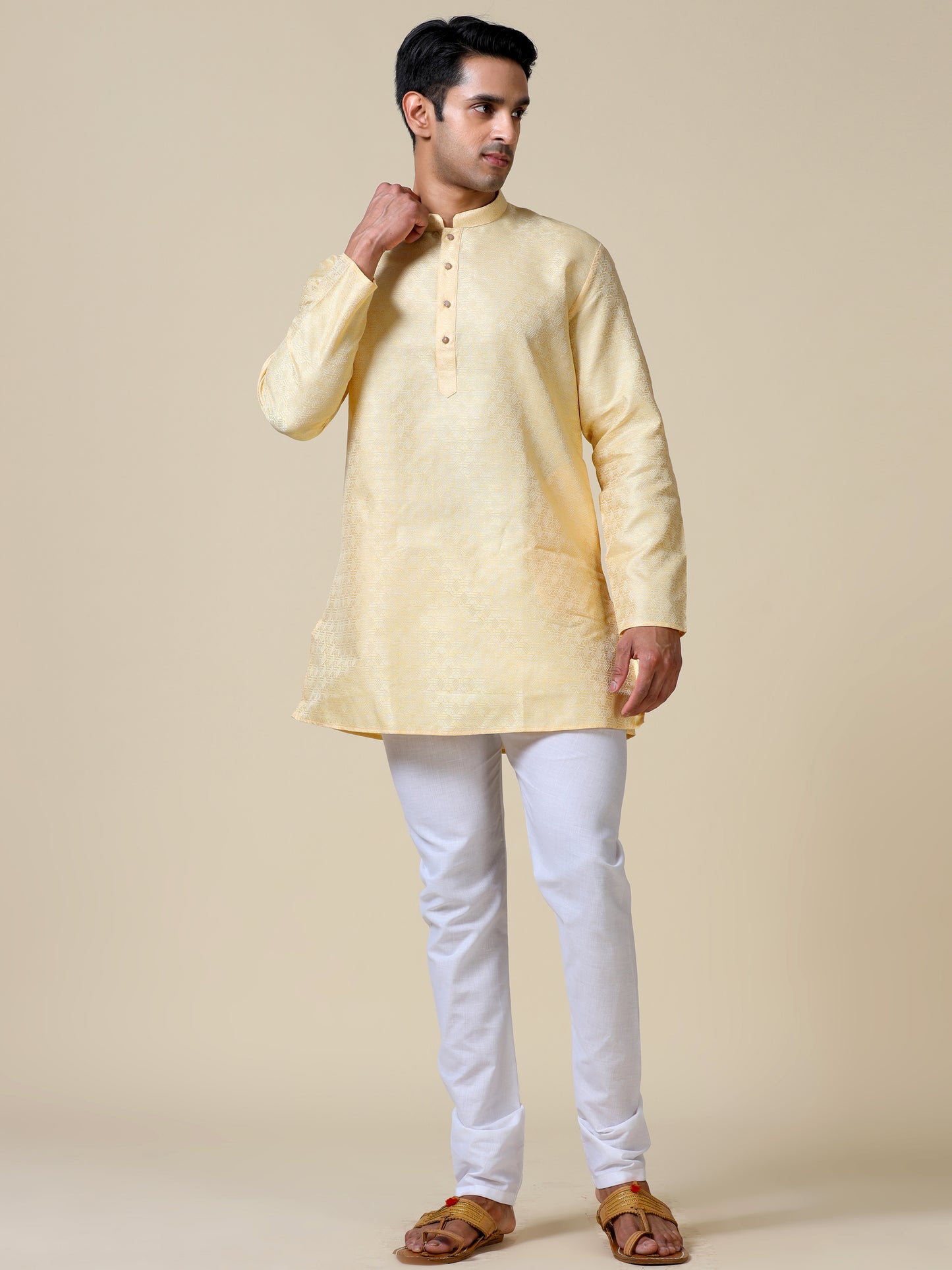 Tattva Men Solid Cotton Blend Straight Kurta