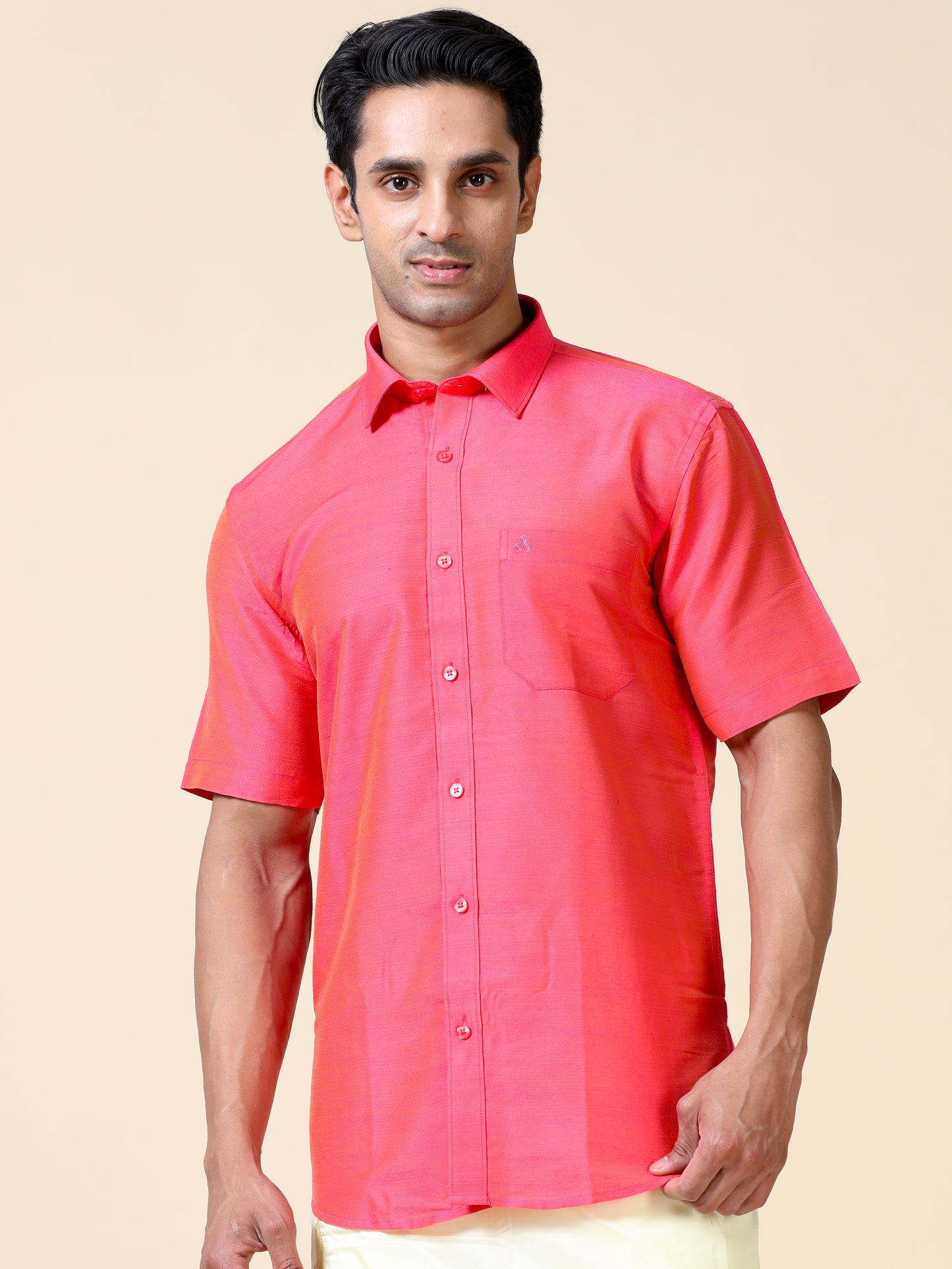 Tattva Men Slim Fit Solid Cut Away Collar Casual Shirt