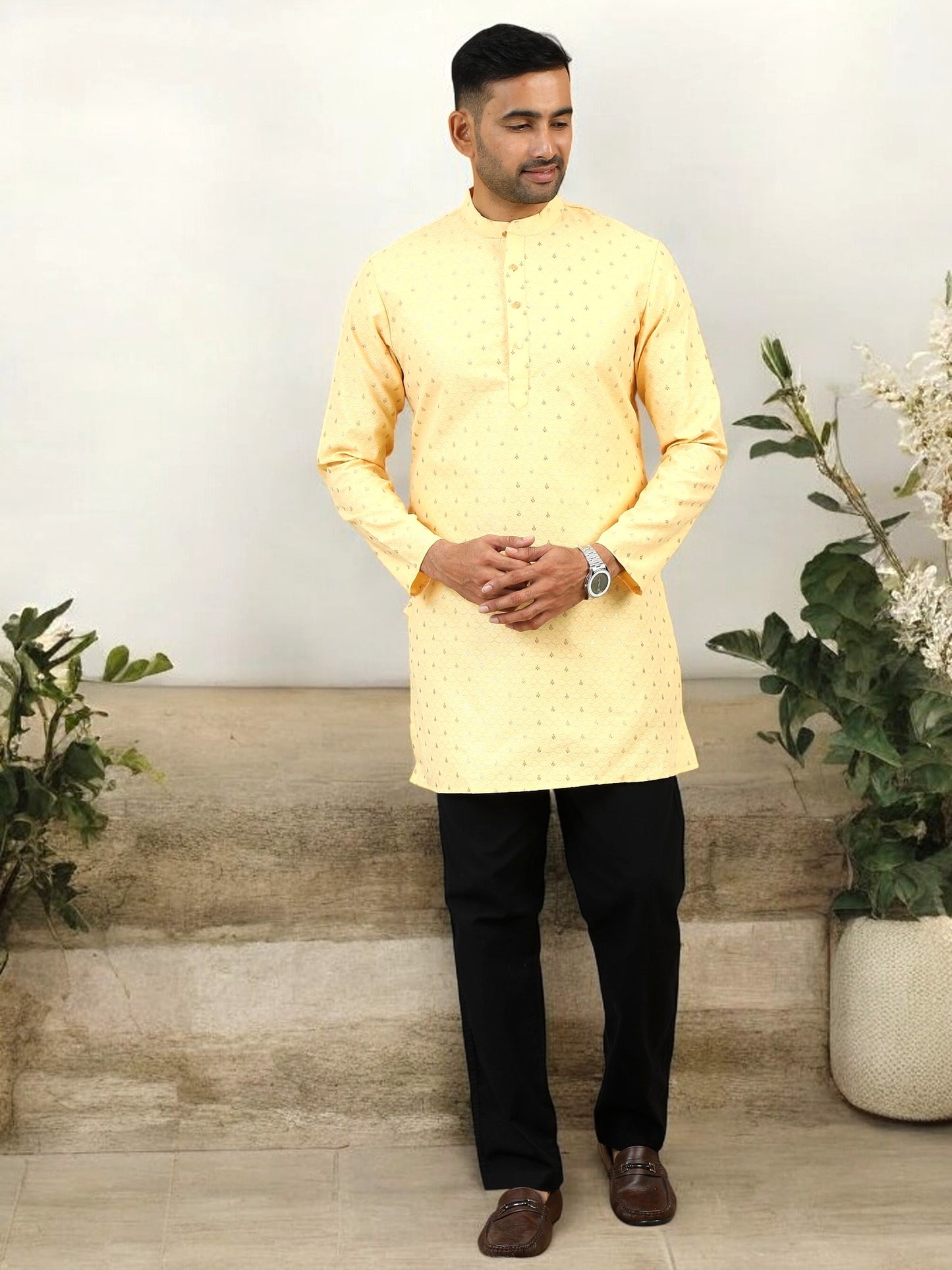 Tattva Men Ethnic Motif Straight Short Kurta