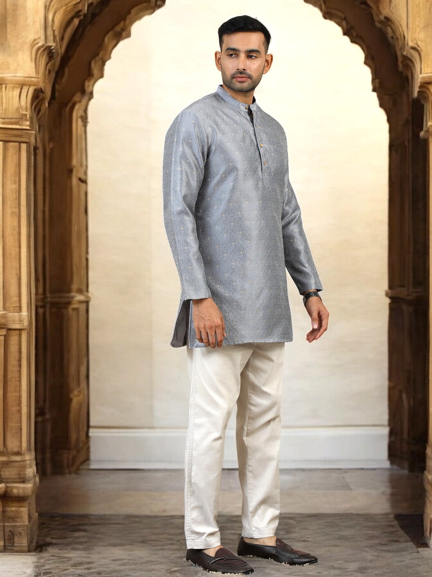 Tattva Men Silver Thread Work Kurta