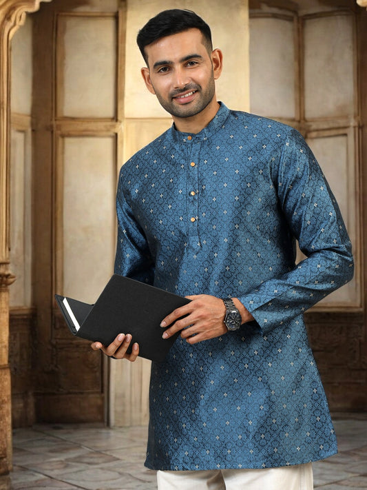 Tattva Men Geometric Thread Work Kurta