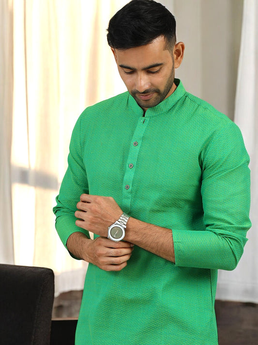 Tattva Men Green Geometric Print Cotton Blend Straight Kurta