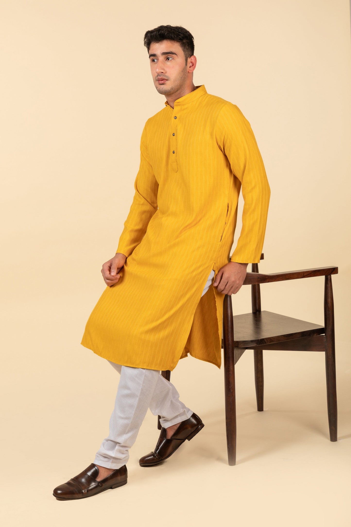 Buy Yellow Leaves Printed Kurta - Tattva.Life